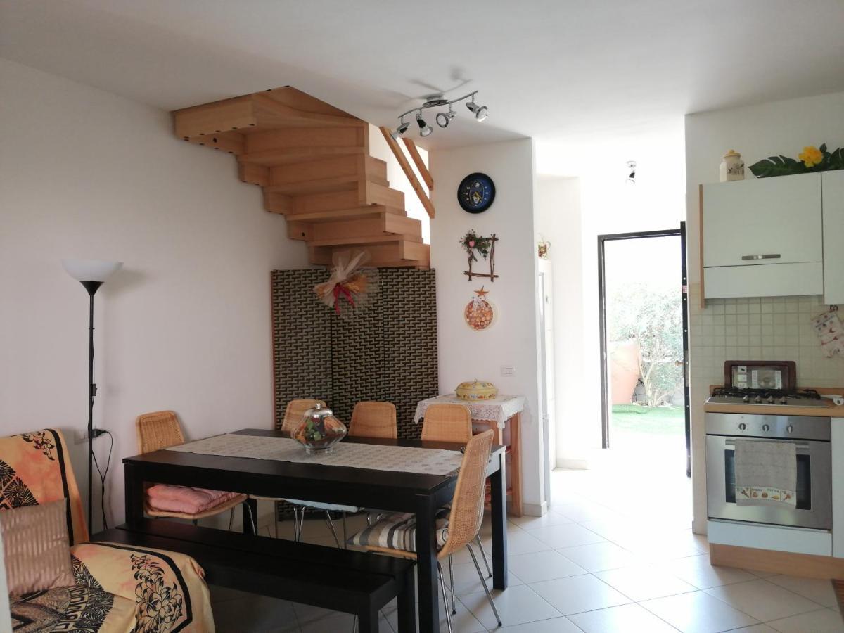 Casa Lorleo Villa Porto Pino Dış mekan fotoğraf